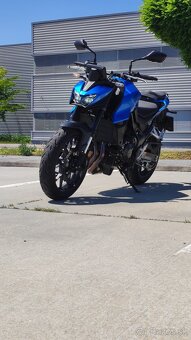 Honda CB 750 Hornet 2025 - 5