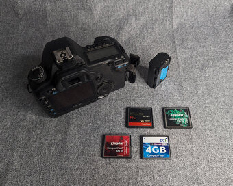 Canon EOS 5D Mark II - 5