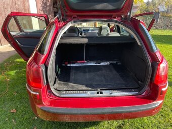 Peugeot 407 SW - 5