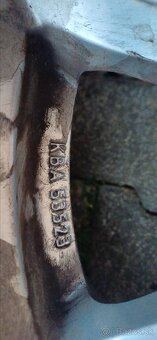 Predám zimné pneumatiky s elektrónmi Dezent - 5