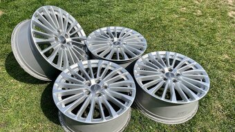 ☑️elektróny Audi 5x112 r18 - 5