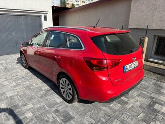 Kia Cee´d SW 1.6 GDI LX - 5