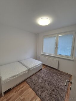 Prenájom 3 izbový byt s balkónom vhodný pre rodiny s detmi - 5
