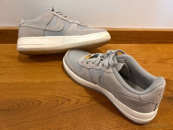 Nike Air Force LV8 3 sive c. 38 - 5