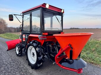 KUBOTA GL23 vyhřívaná kabina • radlice + sypa - 5