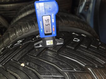 Pneumatiky 215 60 16 zimné Zn.michelin - 5