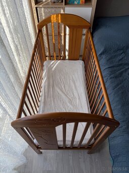 Drevená detská postielka z masívu - 5