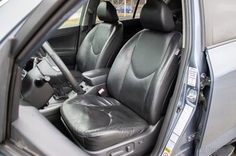 Toyota RAV4 2.2 D-4D - 5