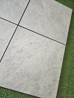 Dlažba hrubá 20 mm aj na terče, 60x60, farba sivá silver - 5