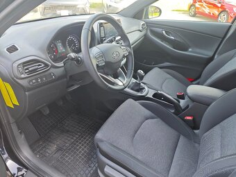 Hyundai i30 CW 1.5i CVVT Play - 5