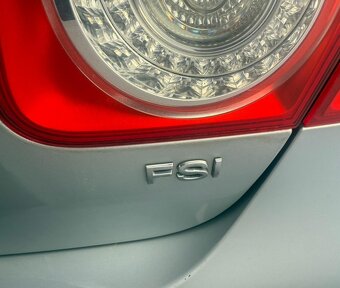 Volkswagen Jetta 1,6FSi - 5