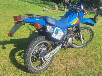 Sizuki DR 125 - 5