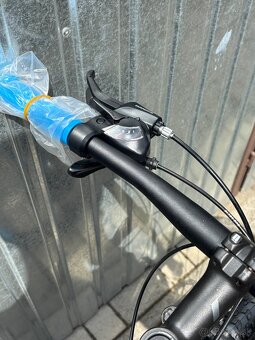 Predám pánsky horský bicykel Kross Hexagon 3.0 graphite-blue - 5