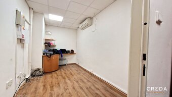 CREDA | prenájom 67 m2 obchodný priestor, Nitra - pešia zóna - 5