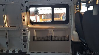 Vnútorné obloženie dodávky - 5