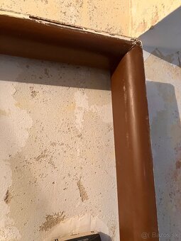 Zárubňa kovová - 5