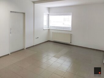 KOMFORTNÁ KANCELÁRIA V CENTRE MESTA PRIEVIDZA - 5