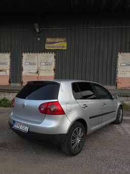 Volskwagen Golf 5 1.9 TDi 77kw 5-dver - 5