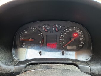 volkswagen golf 1,9tdi - 5