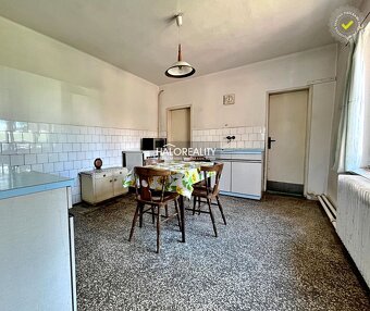 HALO reality - Predaj, rodinný dom Levice, vhodný aj ako inv - 5