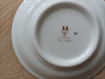 Niečo pre zberateľov - 5