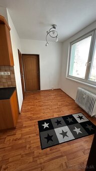 Predám 3 izbový byt v Leviciach s balkónom - 5