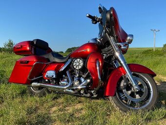 Harley Davidson FLHTK - 5