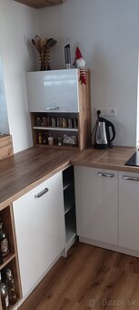 Kuchynská linka - 5