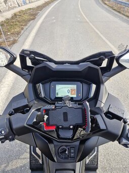 Honda Forza 125 Special Edition - 5