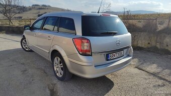 Opel Astra St combi 74kw manuál - 5