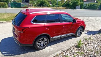 MITSUBISHI  OUTLANDER  2,0   MIVEC  2WD CVT   5M - 5