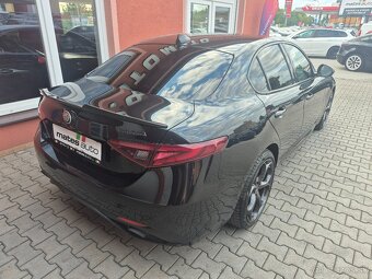 Alfa Romeo Giulia 2021 2.0 Veloce Q4 206kW - 5