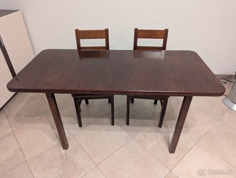 Jedalensky stôl a stoličky - 5