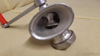 Predám mlynček na mäso. - 5