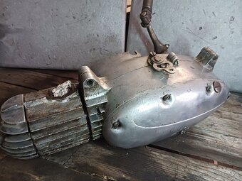 Jawa 550 motor - 5