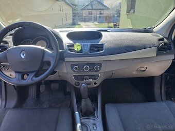 Renault Megane - 5