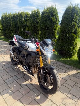 YAMAHA FZ8 rv2012 - 5