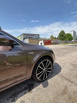 Škoda Octavia 3 Laurin&Klement 2.0TDI - 5