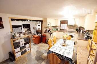 Murovaná chata na predaj, Martin - Stráne, 6 izieb, vlastný  - 5