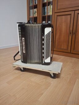 Predám akordeón delicia choral 24, 120 bas. - 5