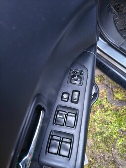 Predám Peugeot 4007 - 5