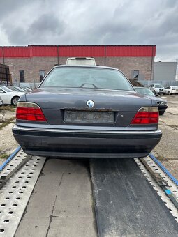 Rozpredam BMW e38 725tds - 5