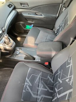 Honda CR-V 2.0 benzín 4x4 - 5
