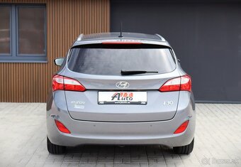 Hyundai i30 CW 1.6i CRDi 16V DOHC Comfort - 5