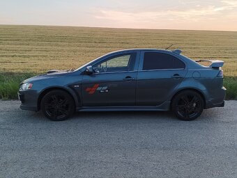 MITSUBISHI LANCER - 5