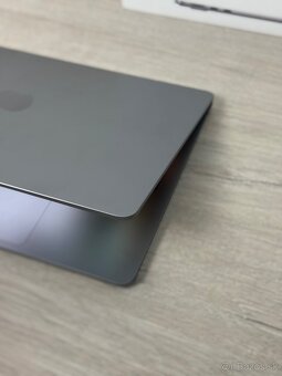 Apple MacBook Air M2 8/256Gb - 5