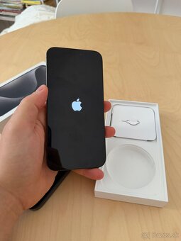 IPHONE 15 PRO MAX 256 TOP STAV 99% BATERIA € 720
- 5