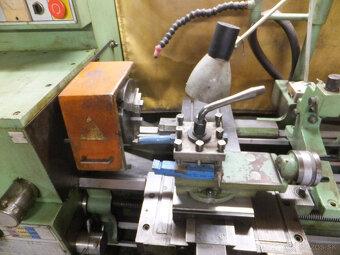 Sústruh SUI 32A - 5