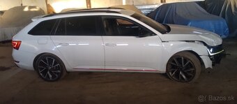 Škoda Superb - 5