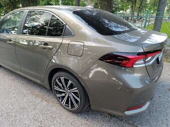 Toyota Corolla sedan 1.5 benzín - 6 MT Comfort Style Tech MY - 5